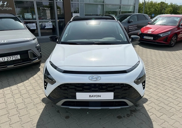 Hyundai Bayon cena 88400 przebieg: 1, rok produkcji 2024 z Ćmielów małe 137